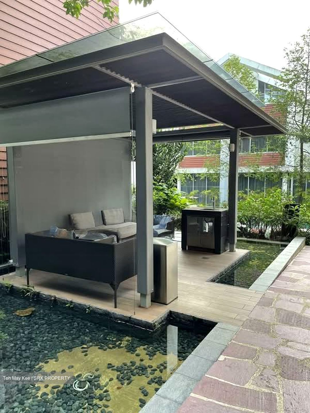 Woodgrove Avenue (D25), Terrace #561607721